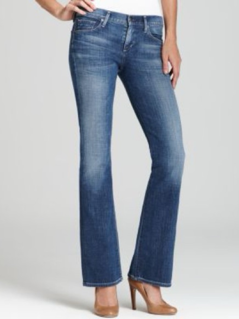Citizens of Humanity Dita Petite Bootcut Jeans. Size 28.